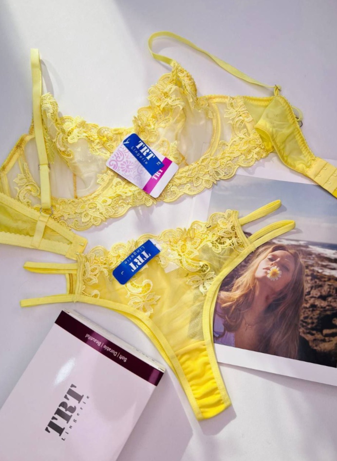 ست شورت و سوتین تورو دانتل فنردا