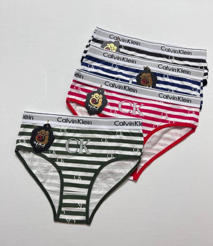 درسایز XLسبز ۳عدد،مشکی ۱عدد،سورمه ای ۱عددو قرمز۲عدد