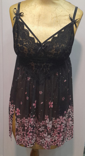 بالاتنه گیپور و دامن حریر گلدار